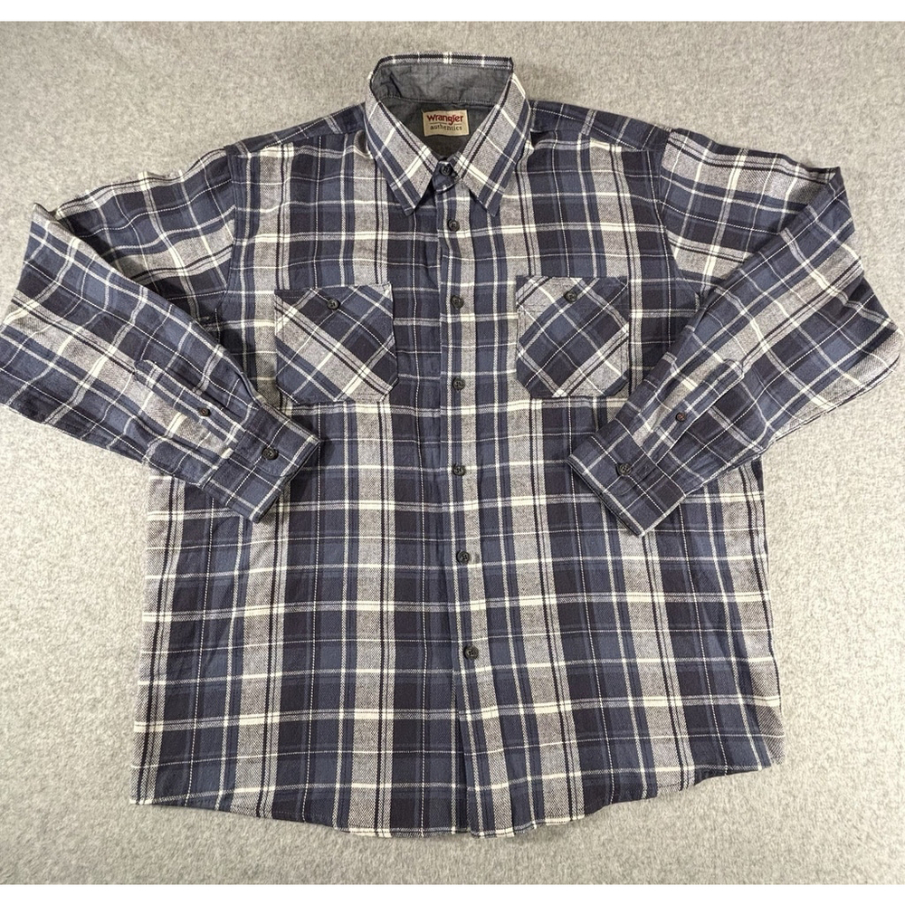 WRANGLER Button Shirt Men's Size Large Blue Plaid AUTHENTICS‎ Casual Church